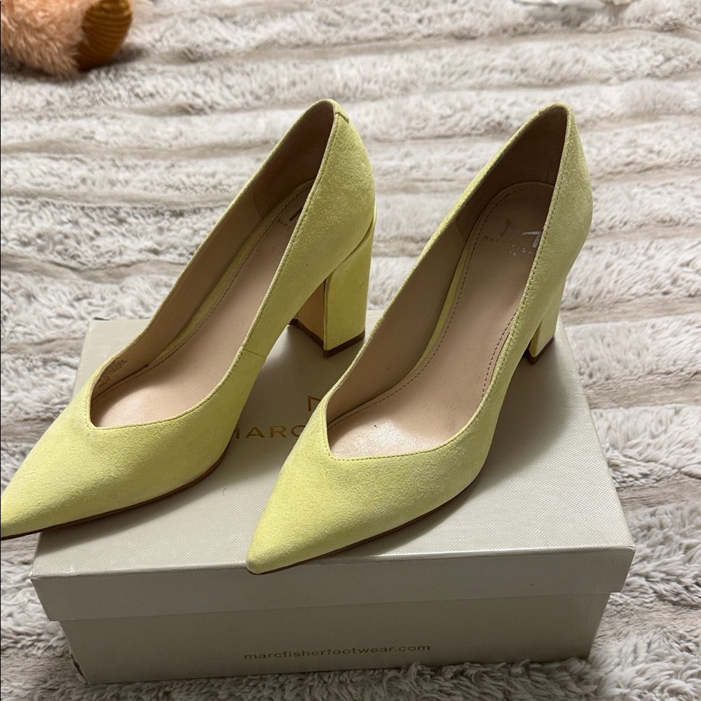 Marc Fisher Women's Lemon Heels